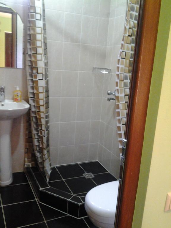 Hotel Dilbo House Dilijan Habitación foto